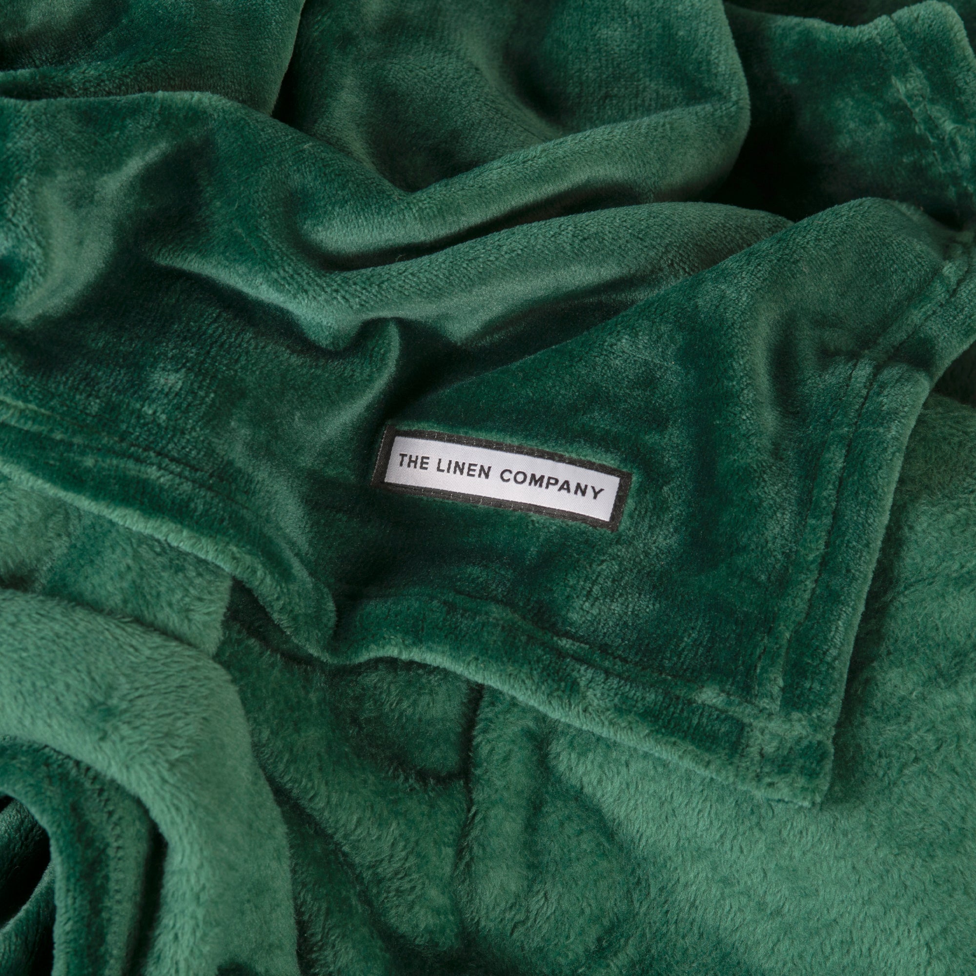 The Linen Company Bedding Emerald Green Microfiber Plush Blanket
